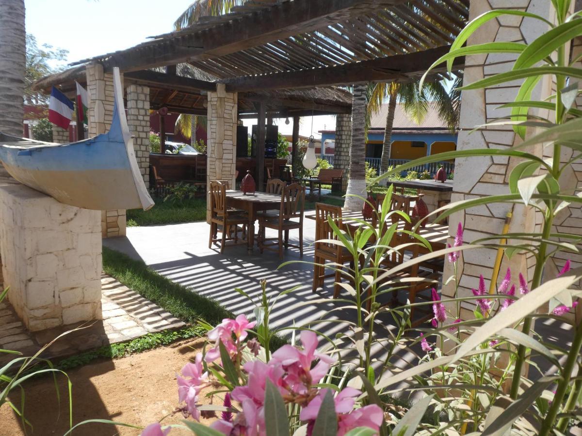 Bohobe Naboty Bed and Breakfast Toliara Eksteriør billede